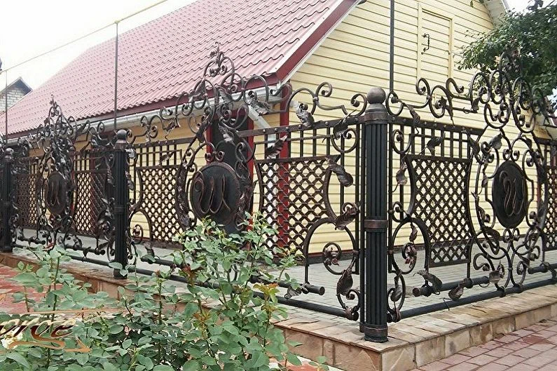 кованные ворота