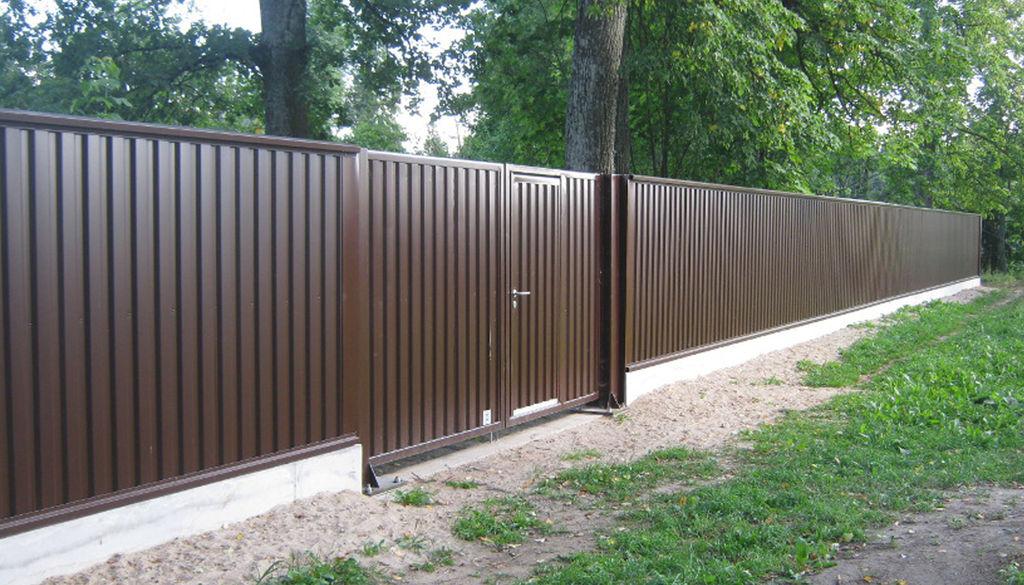 Забор из профнастила